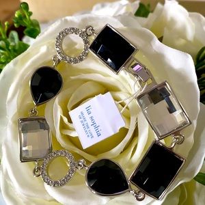 Lia Sophia clasp bracelet